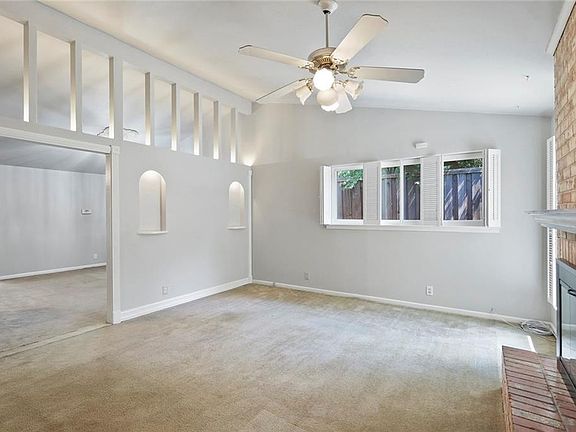 5th image of 2915 Wildflower Dr