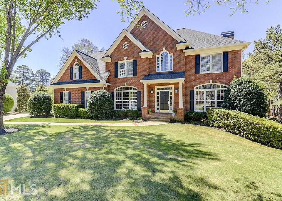 1st image of 802 Cheswich Ct SE