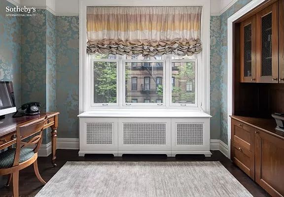 5th image of 122 E 82nd St #4AB