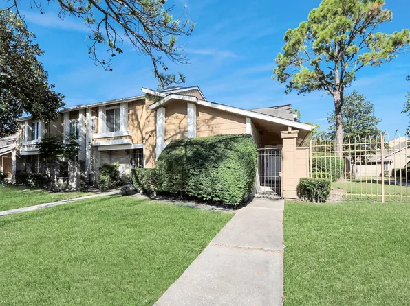 6154 W Airport Blvd #16, Houston, TX 77035