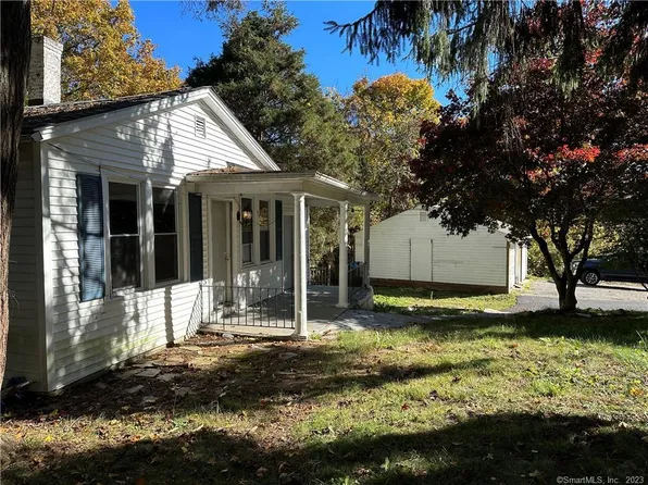 44 Fairfax Street, Waterbury, CT 06704