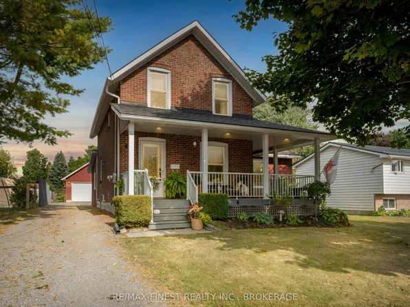 34 Alfred St, Greater Napanee, ON K7R 3J1