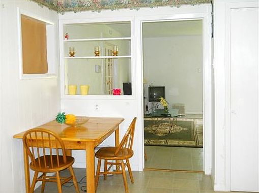 4th image of 1201 Bernice Dr