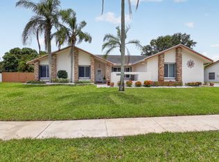 18232 104th Terrace S, Boca Raton, FL 33498