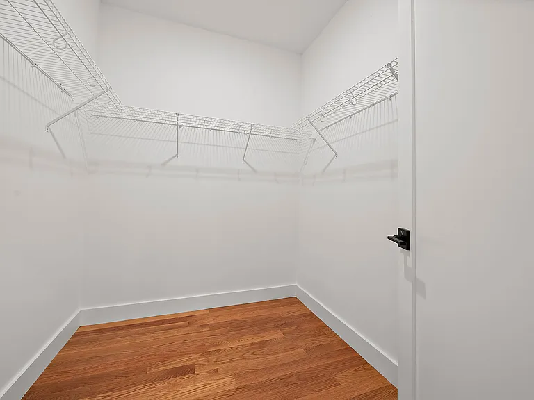11 Jasset St #11 — Photo 23