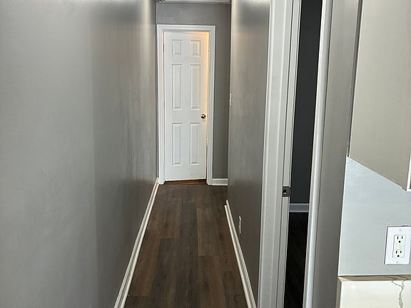5th image of 712 Viola St E #A