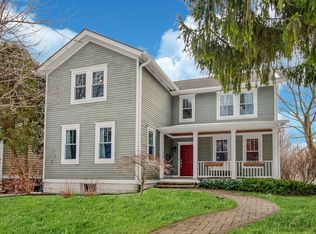 315 Granby Rd, Lake Forest, IL 60045