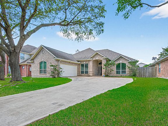 3rd image of 12426 Shadycrest Dr