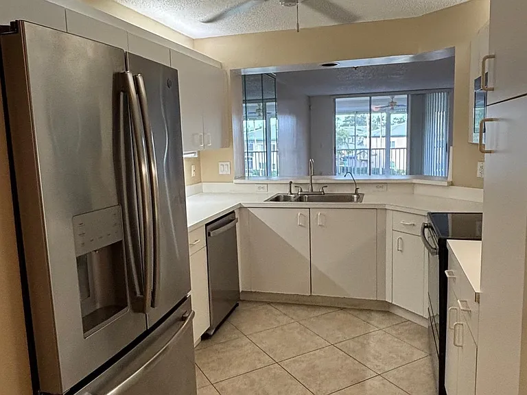 7866 Trent Dr — Photo 27