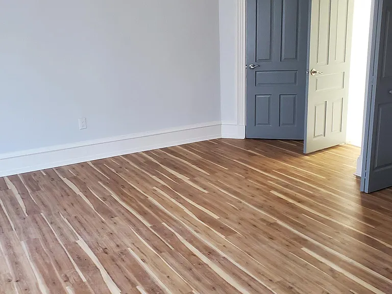 205 E Athens Ave #1L — Photo 7
