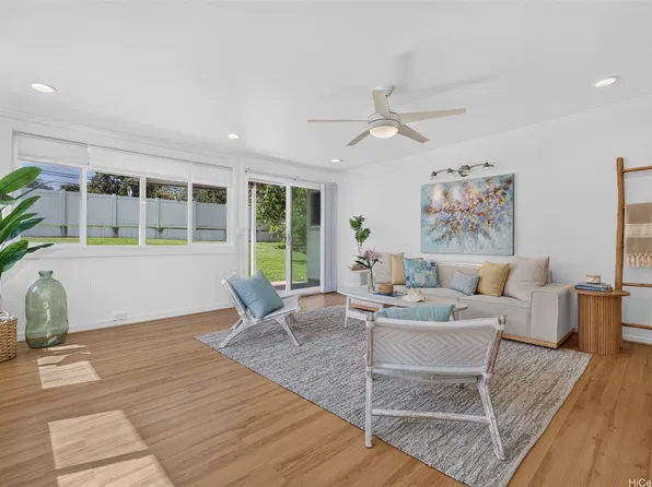 532 Ulumalu St, Kailua, HI 96734