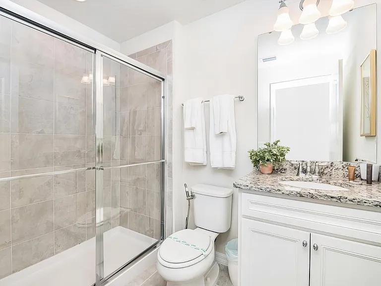 7427 Oakmoss Loop — Photo 8