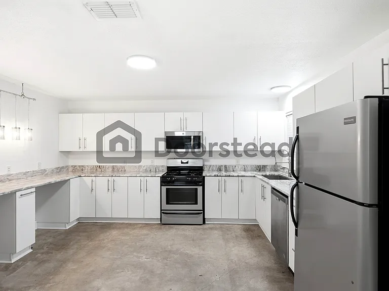 4804 Hillspring Cir #B — Photo 8