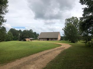 7261 Fords Creek Rd, Woodville, MS 39669