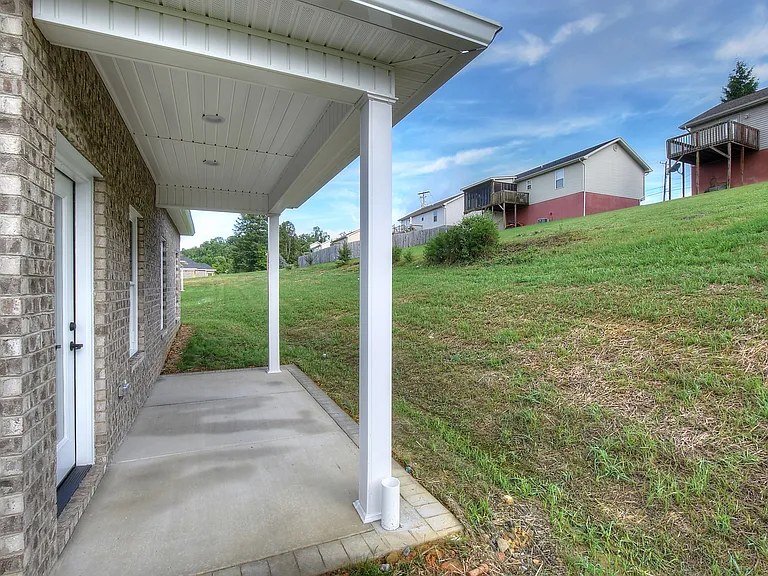 209 University Pkwy #41 — Photo 21