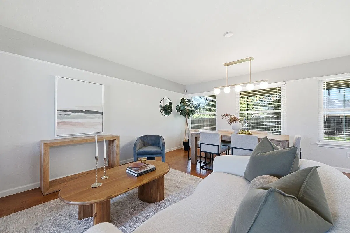 3 bed, 2.5 bath, 1990 sqft, $2,500 — Photo 4