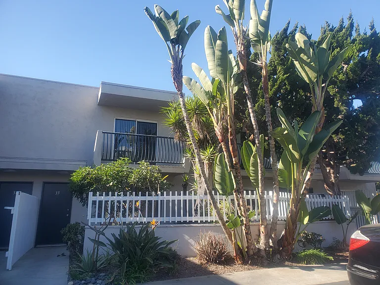 Eaton Gardens Apartments — Photo 8