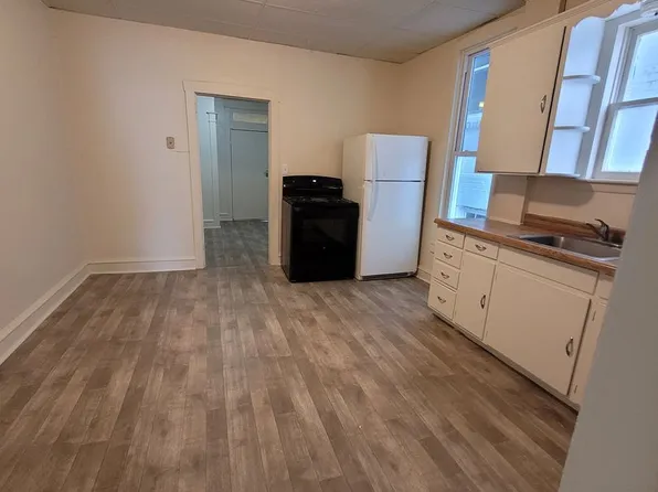 86 East Franklin Street, 86 E Franklin St Floor 1, Ephrata, PA 17522