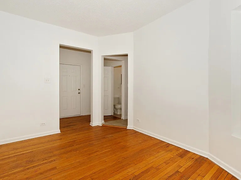 7643 S Stewart — Photo 26