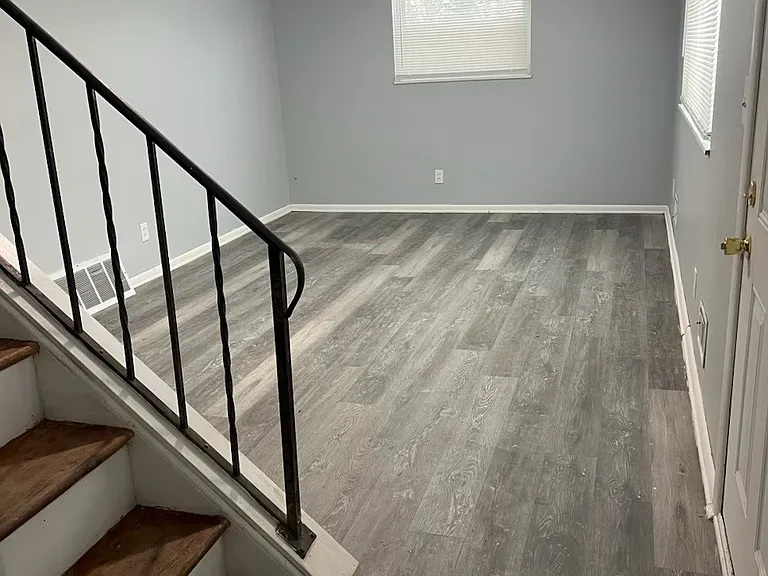 3358 Scottwood Rd — Photo 3