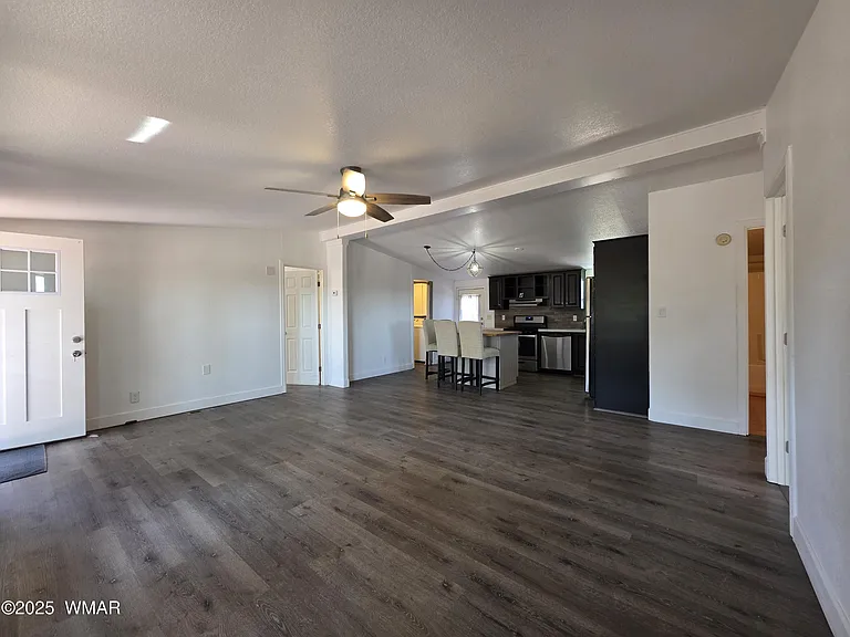 8028 Well Rd — Photo 3
