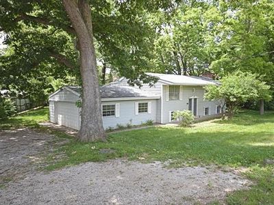 2750 Saint Peters Howell Rd, Saint Peters, MO, 63376
