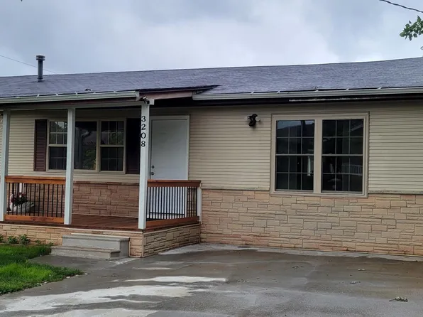 3208 W Olive Street, Springfield, MO 65802