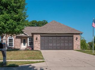 1100 Canary Creek Dr, Franklin, IN 46131