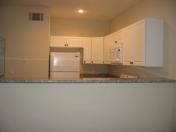 5th image of 5910 Vegas Dr