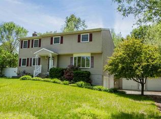 20 Cook Cir, Gansevoort, NY 12831