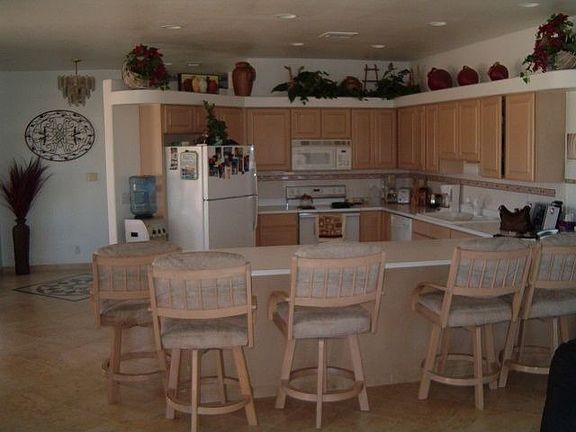 3rd image of 228 Opal Ln