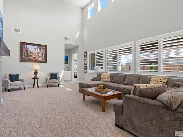 292 Shackleton Dr, Verdi, NV 89439