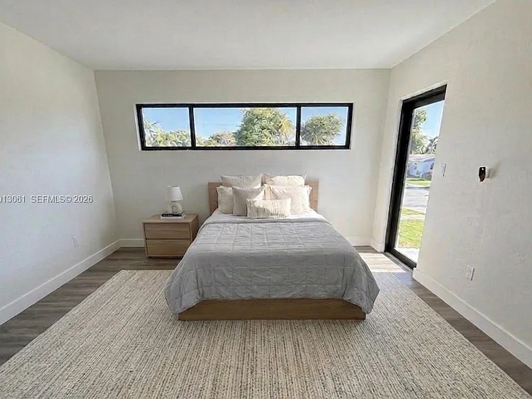 151 SE 6th Ct — Photo 8