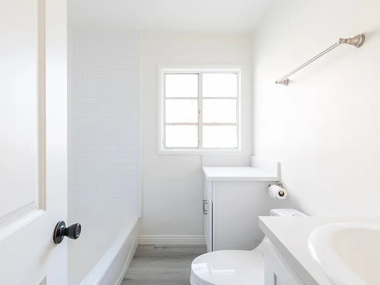 4561 N Figueroa St #5 — Photo 7