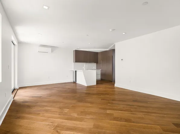 553 West 182nd Street image 2 of 12