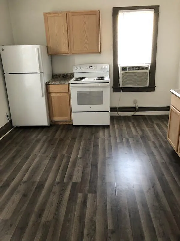 Studio, 500 sqft, $850 — Photo 4