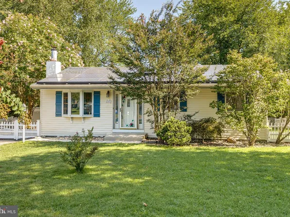454 Timberline Dr, Mount Laurel, NJ 08054