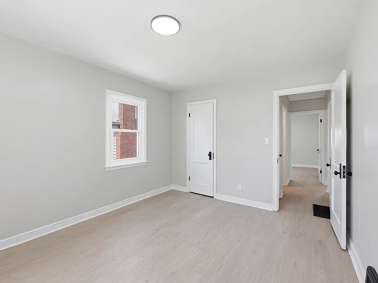 145 Demorest Ave — Photo 19