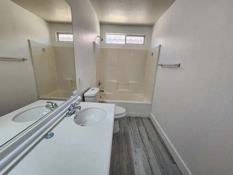 10256 Franford Ct — Photo 40