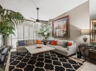 3260 Perimeter Dr, Greenacres, FL 33467