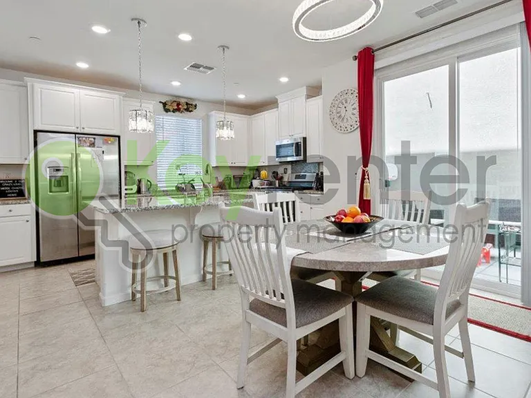 1057 Provence Village Dr — Photo 14
