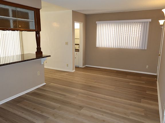 5th image of 11104 La Maida St APT 4