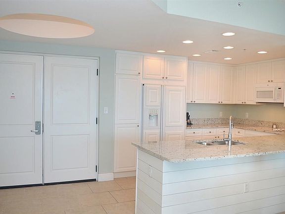 3rd image of 4 Portofino Dr Suite 1703