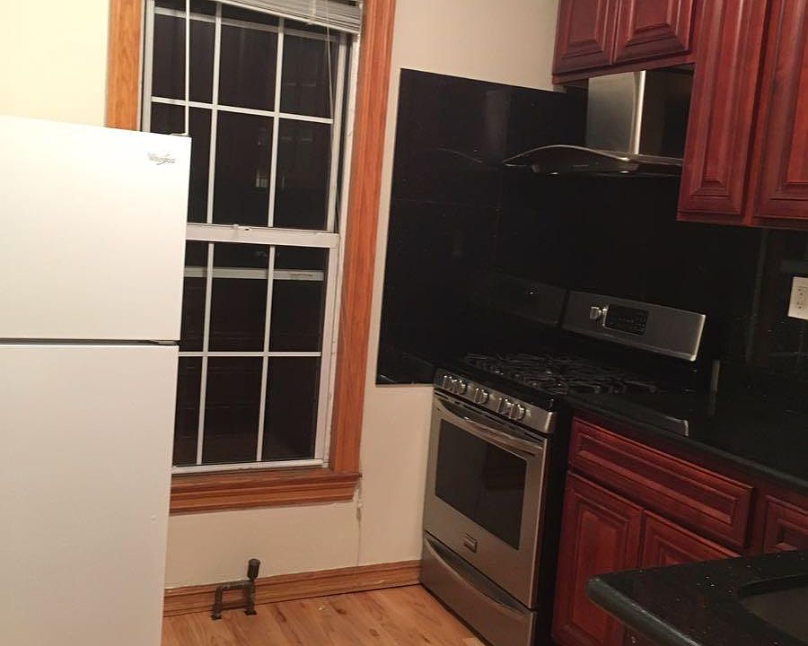 2nd image of 13520 82nd Ave APT 6A