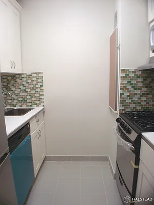 Rented by Halstead Real Estate | media 6