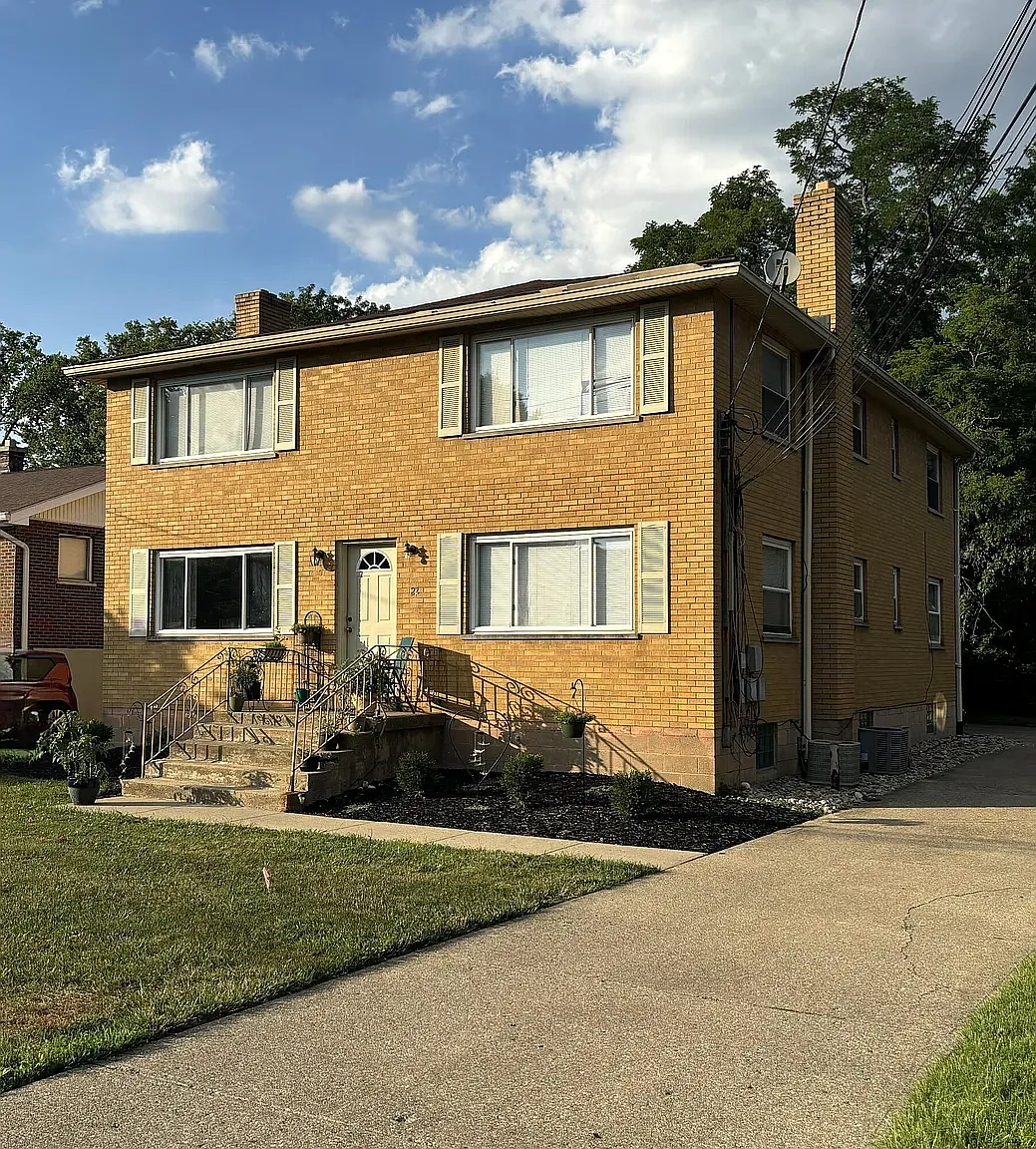 22 Wallace Ave — Photo 1