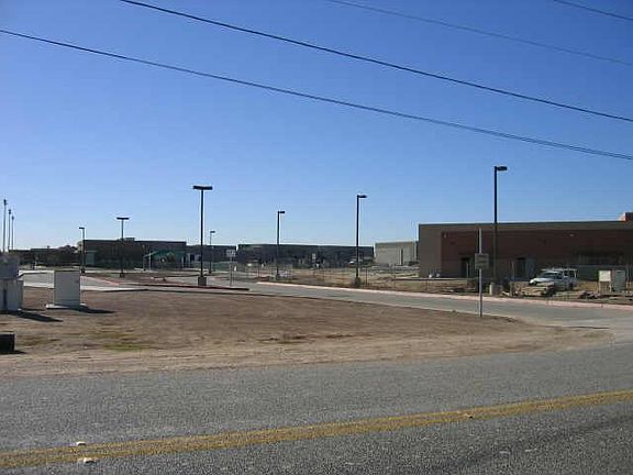 5th image of 42301 W Missouri Avenue #29
