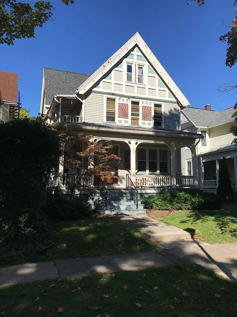 30 Vick Park B LLC — Photo 1