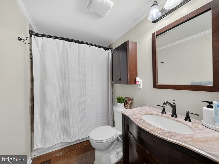 3806 Candlelight Ct — Photo 18