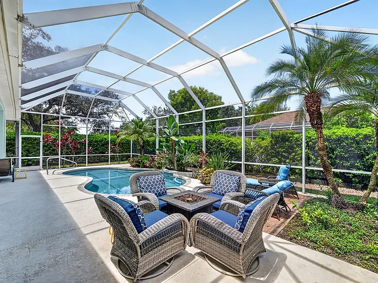 8003 Spring Marsh Dr — Photo 28